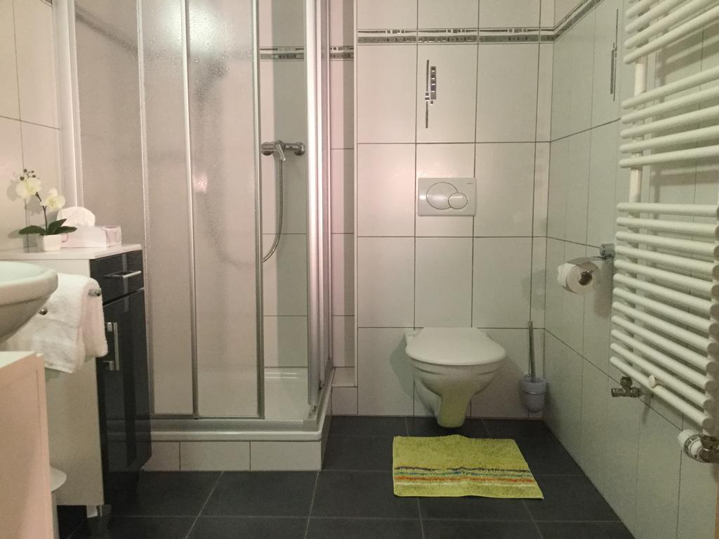Ferienwohnung Haus Mondelli Saas-Almagell Exterior foto
